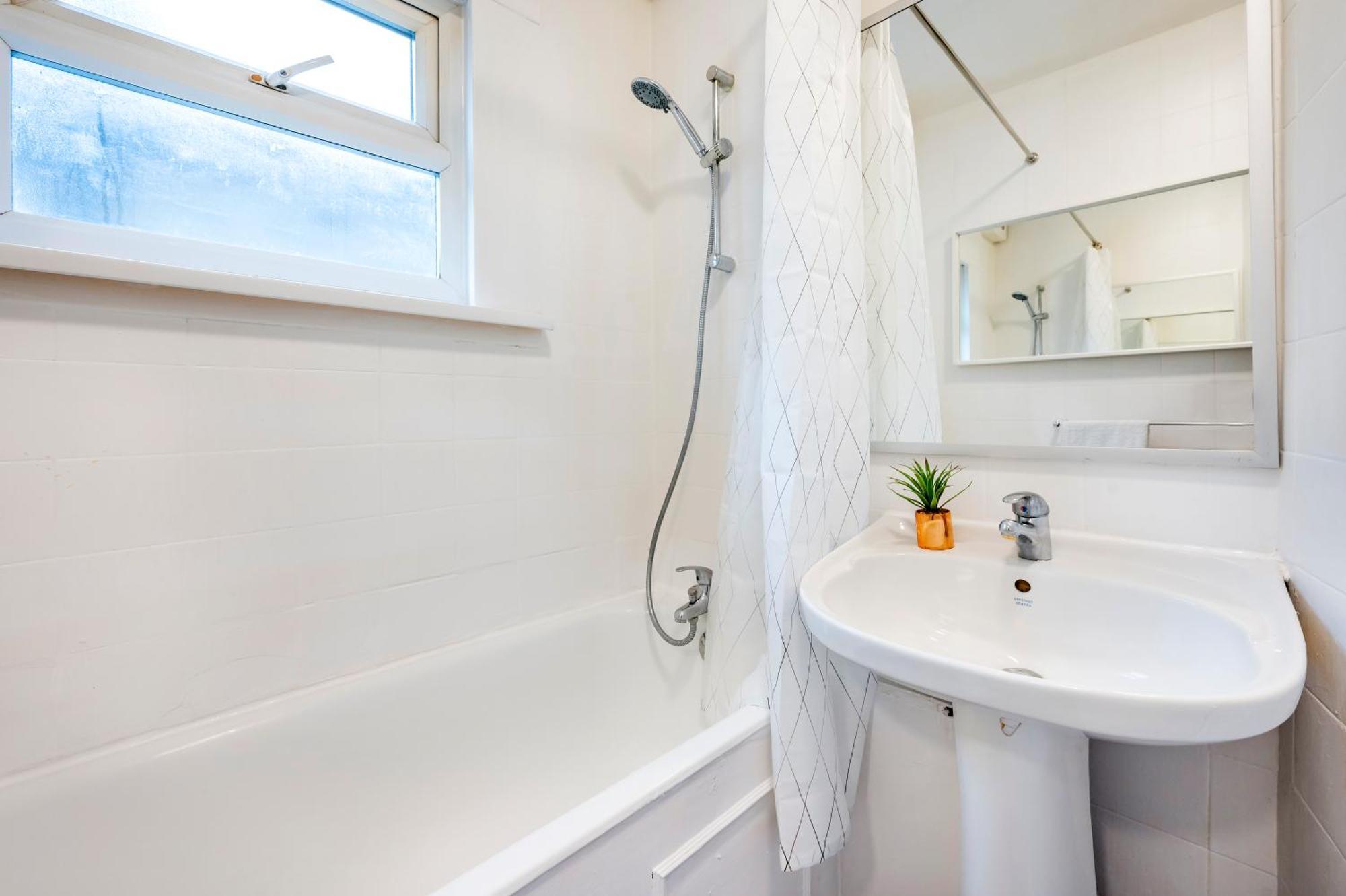 Beautiful Garden Flat Near Chelsea Londra