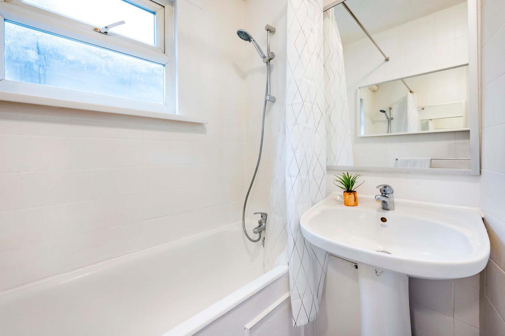 Beautiful Garden Flat Near Chelsea Londra