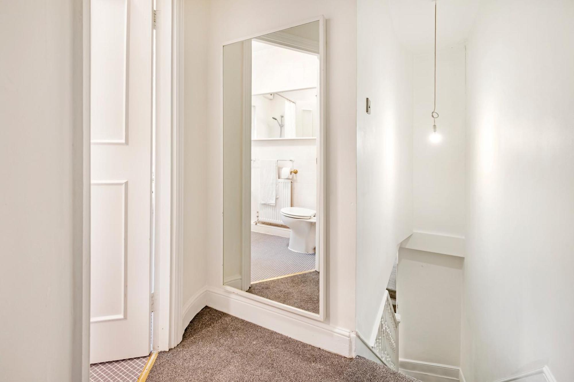 Beautiful Garden Flat Near Chelsea * Londra